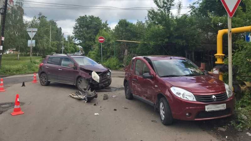 Не запускается рено сандеро после дтп