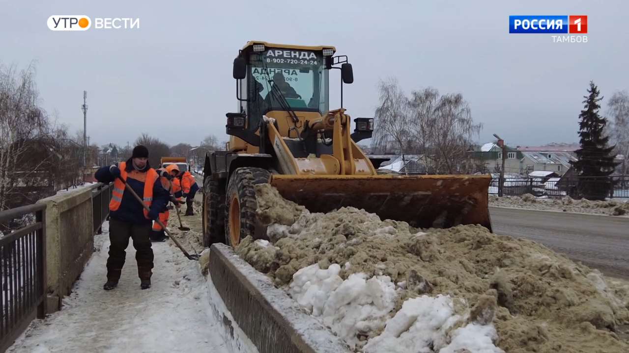 Администрация Тамбова просит не мешать уборке снега во дворах - ВЕСТИ /  Тамбов