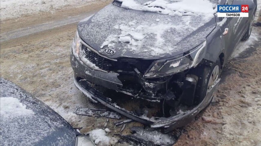 Мужчину доставили в больницу после аварии в Тамбовской области