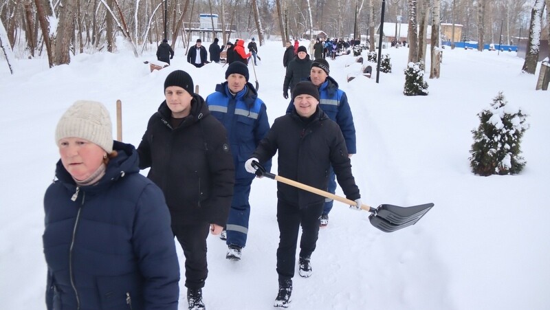 Мичуринцы провели общегородской субботник по расчистке снега
