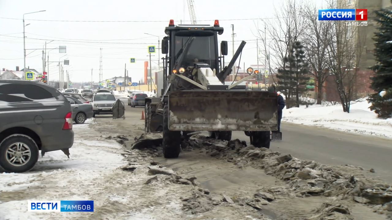 Городские службы настоятельно просят автомобилистов содействовать в уборке  снега с улиц - ВЕСТИ / Тамбов