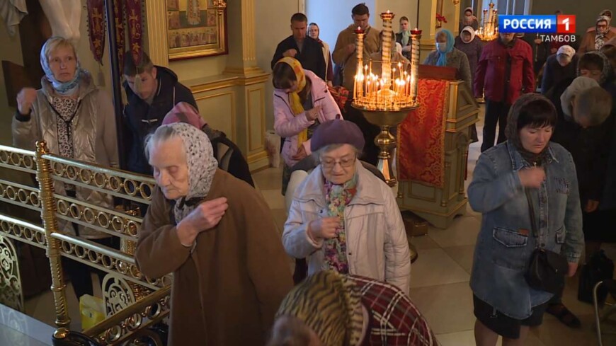 Православные отметили День поминовения усопших