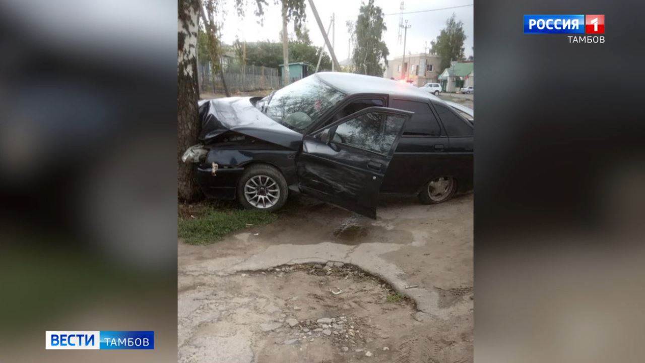 Volkswagen Polo и ВАЗ столкнулись в Тамбовской области: три человека в  больнице | 15.09.2022 | Тамбов - БезФормата