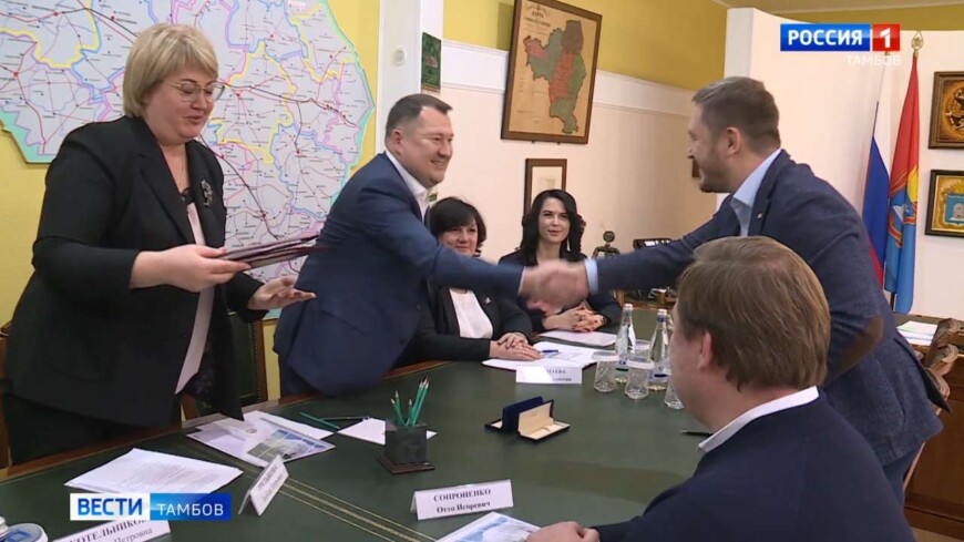 Столичная компания вложит средства в строительство тамбовской школы