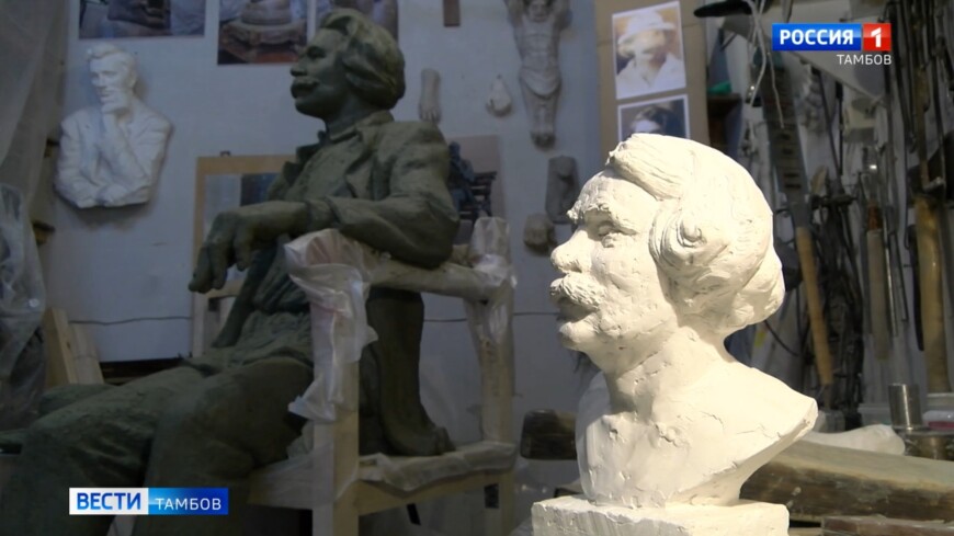 Тамбовский скульптор работает над памятником Сергееву-Ценскому