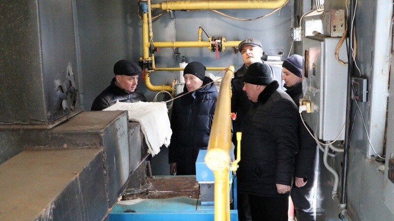 В Учхозе «Комсомолец» возникла проблема с отоплением: коммунальщики ищут ее причину