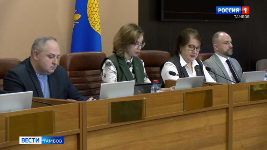 «Тамбовские депутаты пересмотрят размер городских именных стипендий»