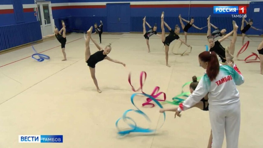 Номером тамбовских гимнасток открылся гала-концерт международной Гимнастрады в Москве