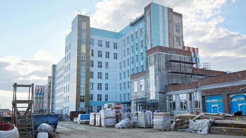 Глава Тамбовщины проинспектировал строительство новой поликлиники