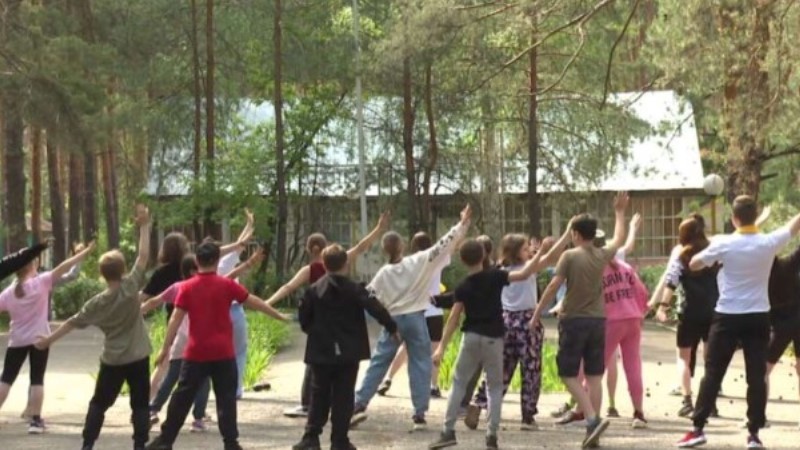 С 15 апреля начнётся приём заявлений на предоставление путёвок в летние лагеря Тамбовщины