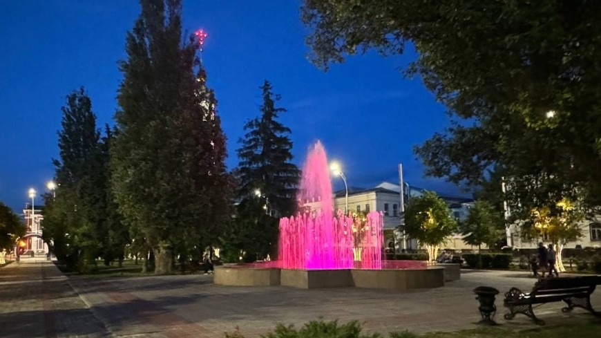 На фонтанах областного центра восстановили подсветку