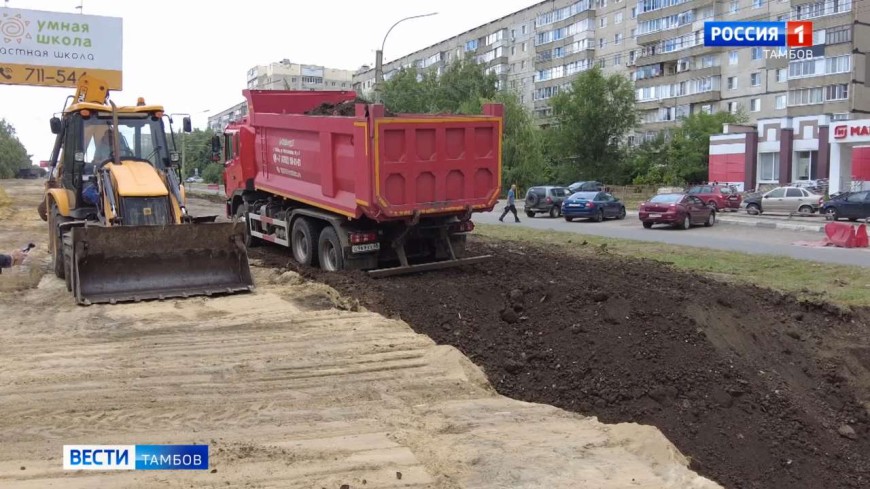 Депутаты, активисты Народного фронта, жители проинспектировали ремонт на Рылеева