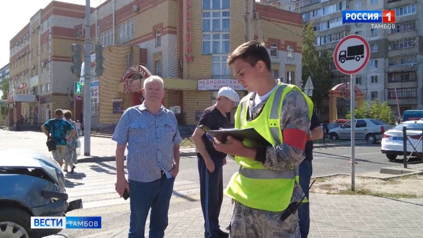 Новости коротко: пожар в Татанове, ДТП в центре Тамбова и охрана порядка в День знаний