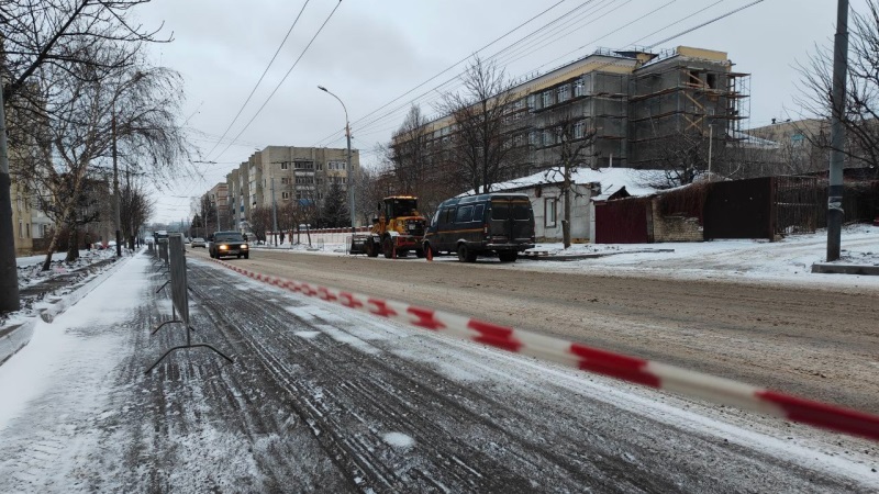 На Пионерской приступили к укладке выравнивающего слоя асфальта