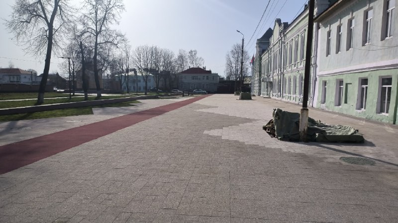 Подрядчика оштрафовали за сорванное благоустройство Октябрьской площади в Моршанске