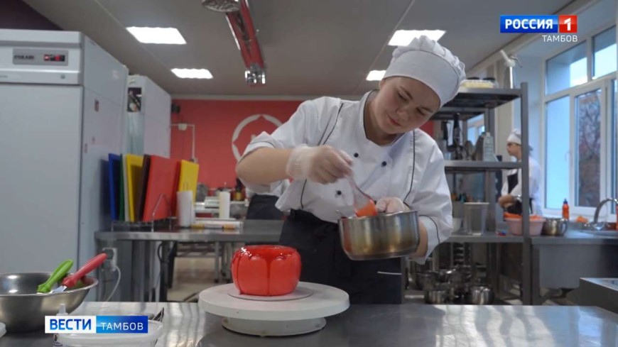 Будущие кондитеры региона борются за путевку в Москву