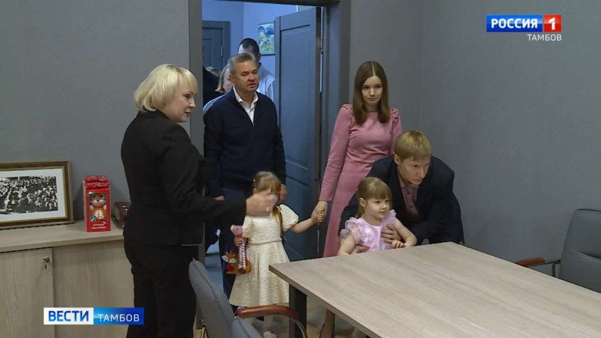 Марина Македонская подписала соглашения с 4 врачами