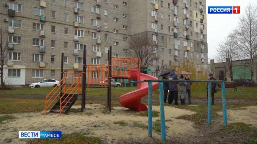 Народный фронт проверяет состояние детских площадок в Тамбове