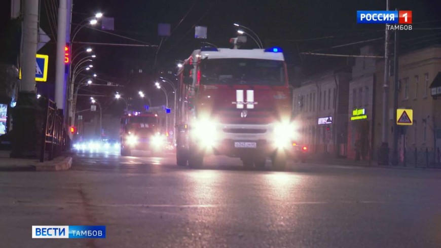 Пожар в кинотеатре: учения для сотрудников МЧС прошли в ТРЦ «Рио»