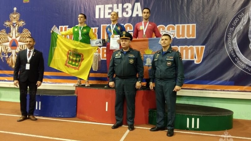 Тамбовчанин завоевал бронзу на всероссийских соревнованиях по гиревому спорту