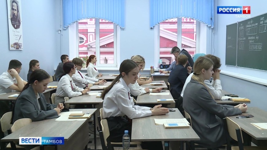 Более трех с половиной тысяч выпускников Тамбовской области показали свои знания на итоговом сочинении