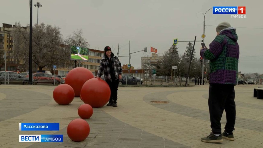 Главную городскую елку нарядили в Рассказове