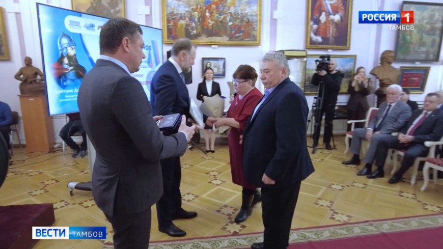 В Тамбове вручили медали «Отец солдата»