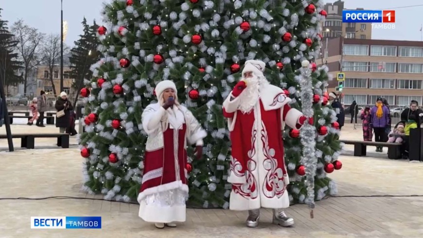 Современный облик и праздничное настроение: в Рассказове открыли обновлённую центральную площадь