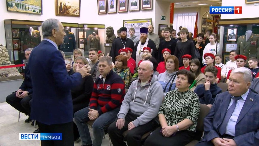 Выставку Герою России Андрею Кондрашкину открыли в МВЦ