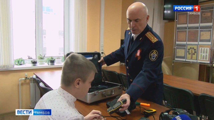 Ёлка желаний: мечту 12-летнего Саши исполнили в региональном СУ СКР