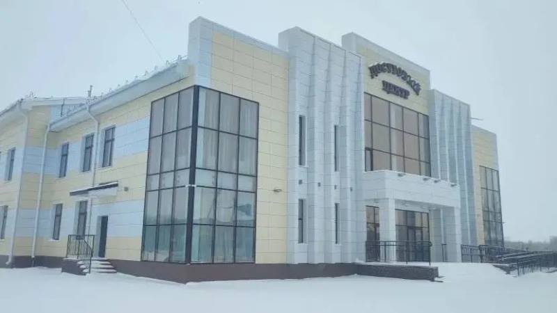 В селе Петровское торжественно открыли современный дом культуры