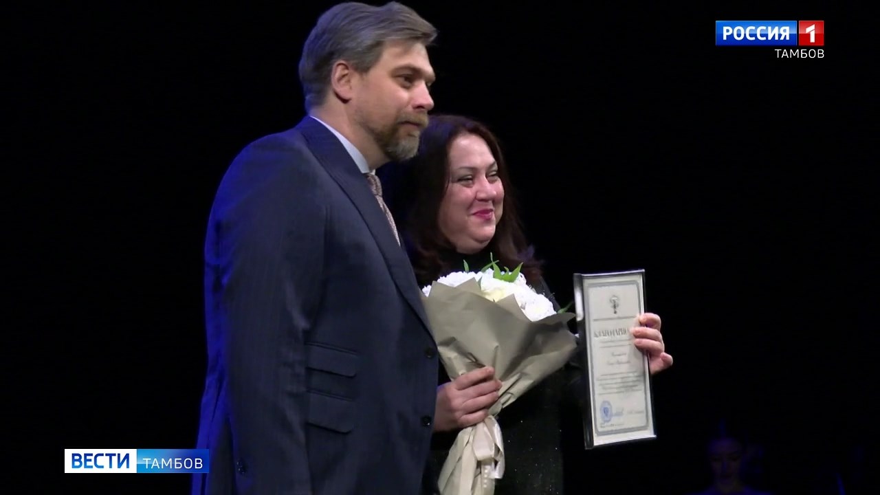 Областных работников культуры отметили ведомственными и региональными наградами Областных работников культуры отметили ведомственными и региональными наградами