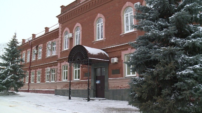 Несовершеннолетней тамбовчанке задолжали 50 тысяч рублей зарплаты