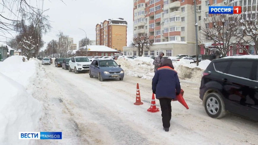 Как расчищают Тамбов после сильного снегопада?