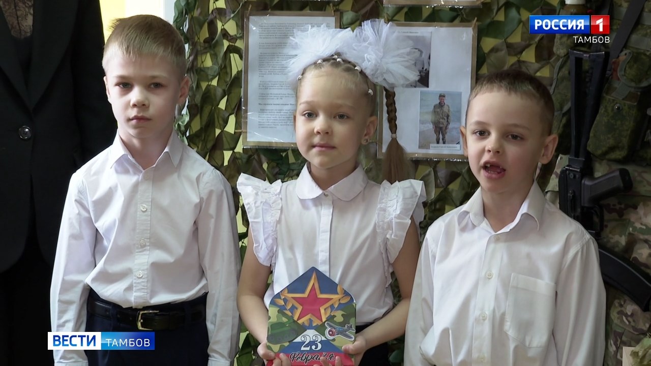 В детских садах отмечают 23 февраля В детских садах отмечают 23 февраля