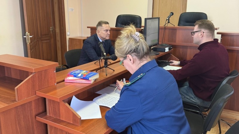 Областной суд оставил под стражей подозреваемых в причастности к убийству начальника Тамбовского РОВД