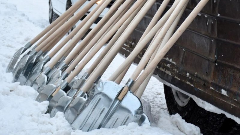 Уборка снега и борьба с сосульками: в Тамбове за неделю оштрафованы управляющие компании и горожане