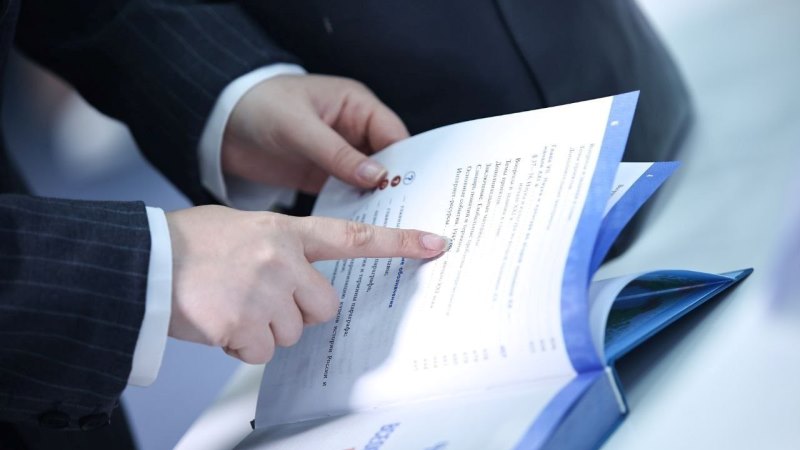 В российских школах появятся единые учебники по всем обязательным предметам