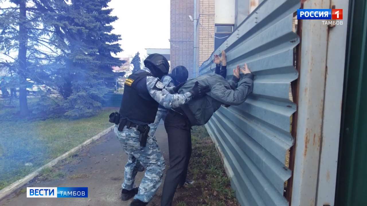 Бежать некуда: тамбовские силовики провели масштабные учения