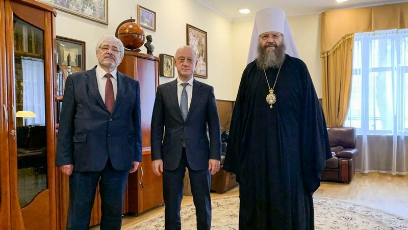 Митрополит Феодосий и зампред ГосДумы Александр Бабаков обсудили проект воссоздания в Тамбове Христорождественского собора