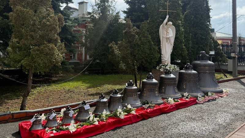 В Мичуринске освятили большую звонницу Ильинского храма