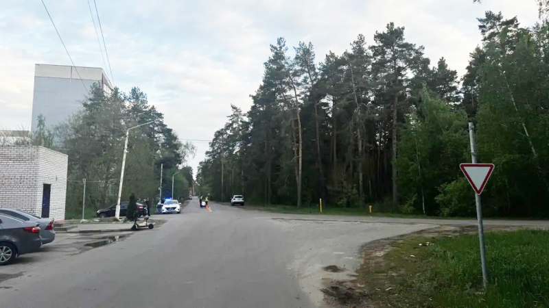 В Котовске автомобиль сбил 11-летнего школьника на электросамокате