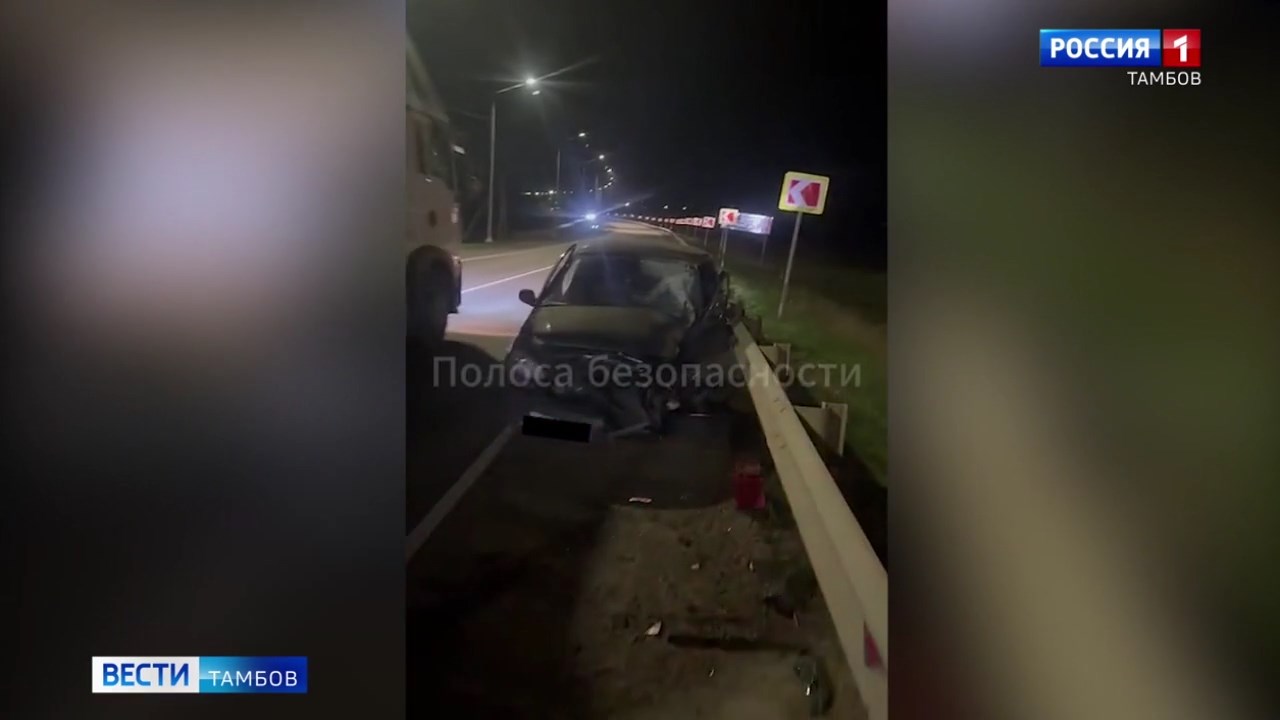Водитель «Калины» пострадал на «встречке»