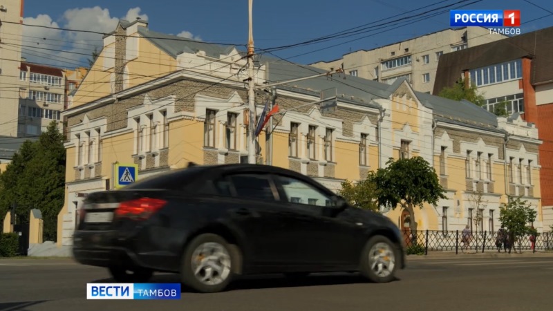 Тамбовчан приглашают к знакомству со зданием ДХШ №1