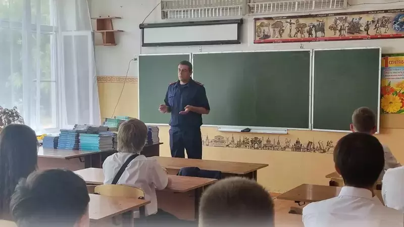 В Рассказове открылся первый кадетский класс Следственного комитета России
