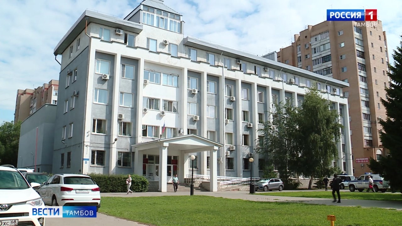 Урок в зале заседаний: студентов-юристов пригласили на день открытых дверей в суд Урок в зале заседаний: студентов-юристов пригласили на день открытых дверей в суд