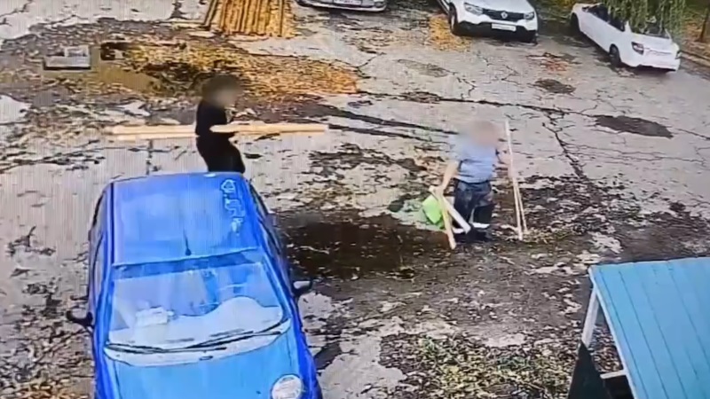 В Тамбове собственников квартиры привлекли к ответственности за строительный мусор в контейнерах